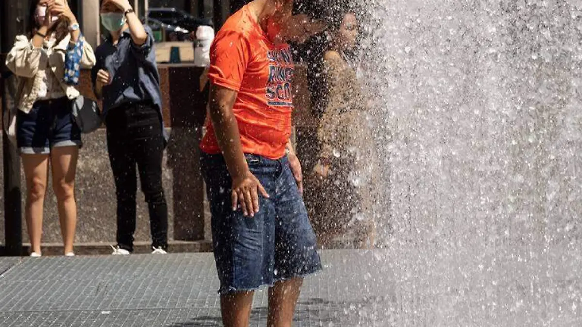 Onda de calor y lluvias fuertes continuarán en Puebla